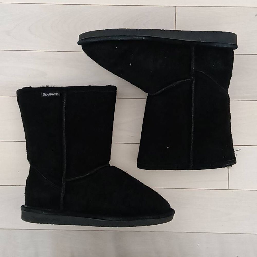 Bearpaw Women's Sheepskin Cow Suede Eva Short Ankle Boots Black Size 7